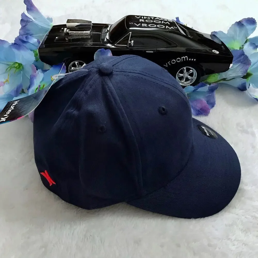 Hurley NWT Navy Baseball Cap Kids (8-20)